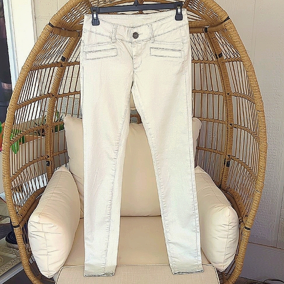 Victoria's Secret Silver Skinny Jeans Size 2 - Picture 3 of 9